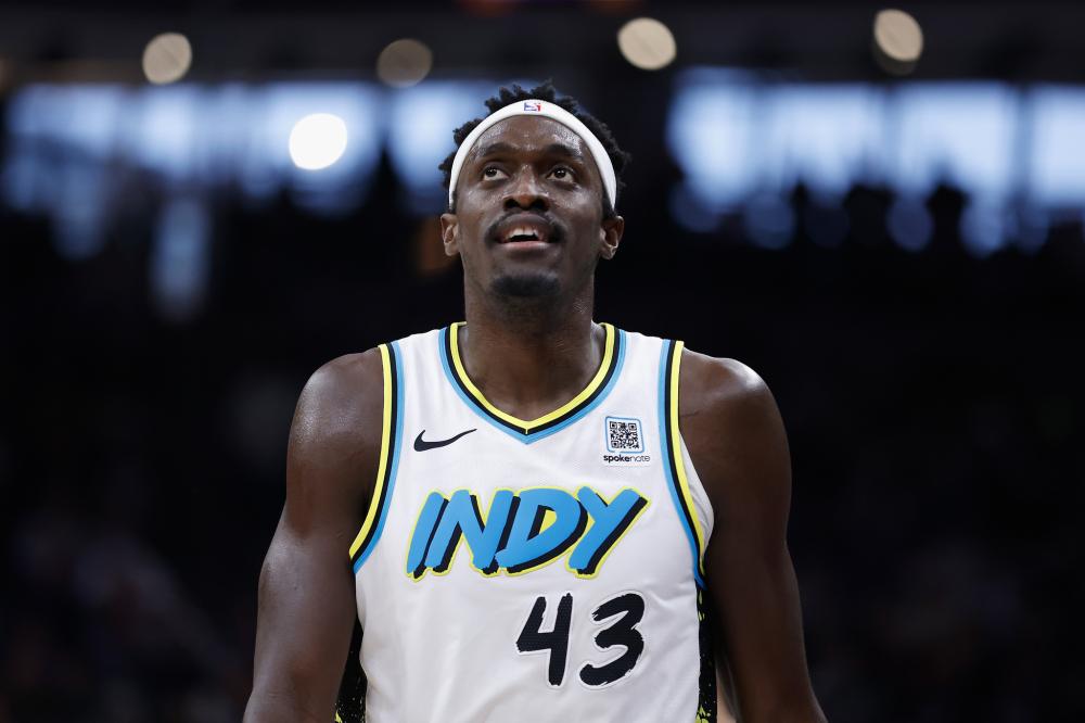 克林顿在追 克林顿在追