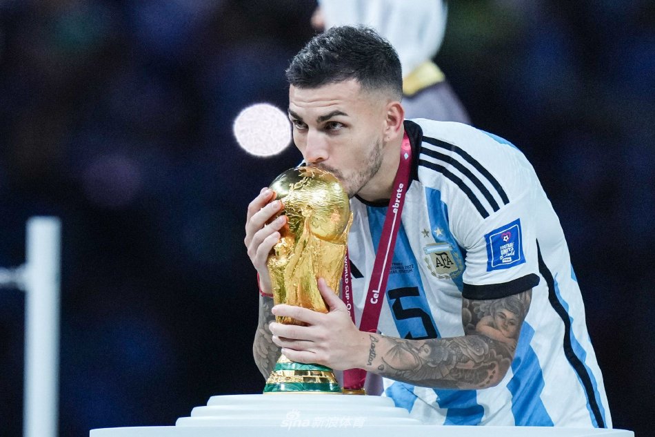 但她并未因 但她并未因